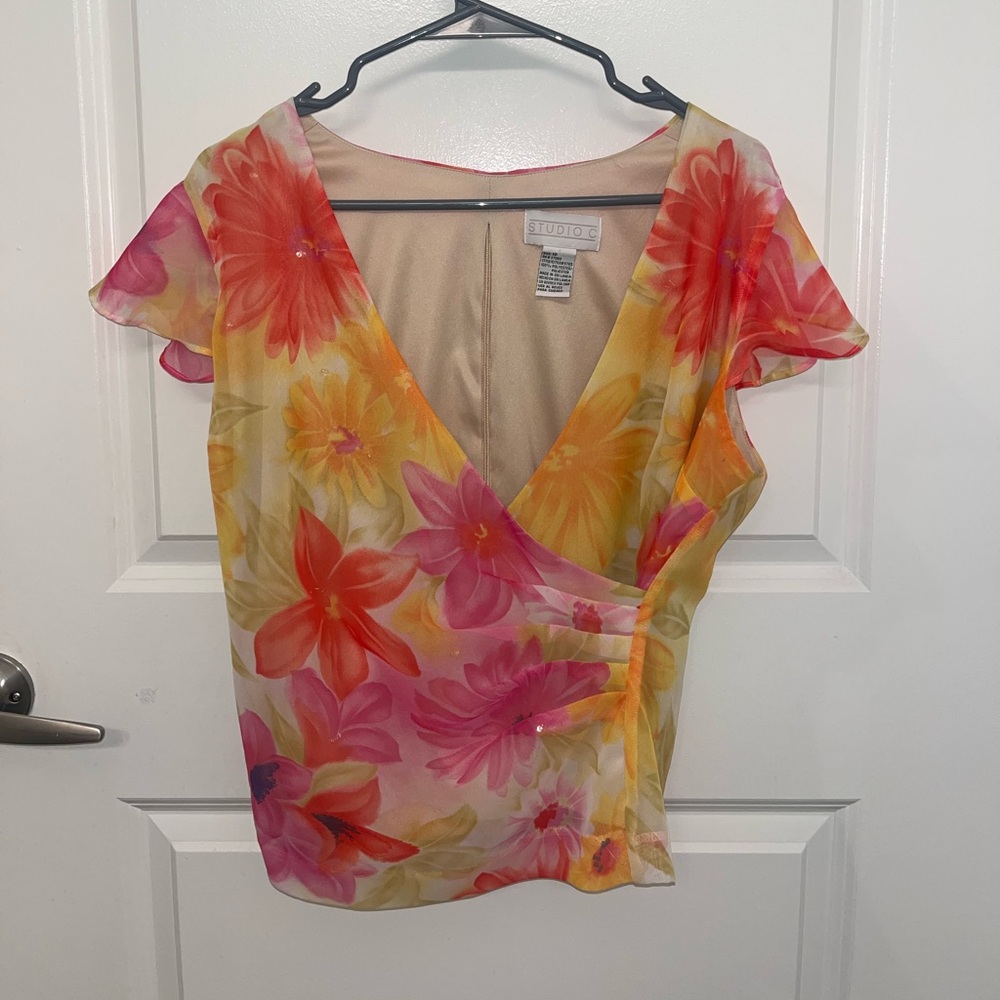 Studio C Elegant Beige Top